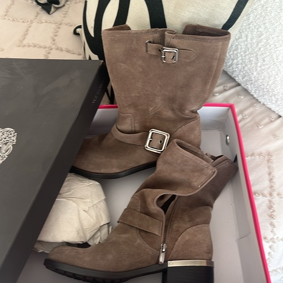 Vince Camuto Boots!! - Picture 6 of 8